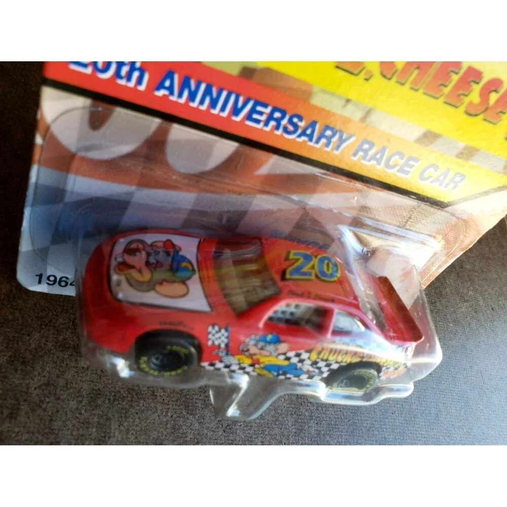 Hot Wheels CHUCK E. CHEESE'S PONTIAC GRAND PRIX 20Th. ANNIVERSARY RACE CAR 1:64